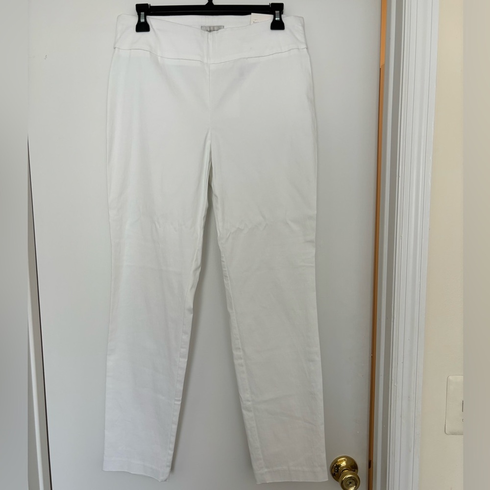 Van Heusen Women’s White Slim Fit Pull-On Pants
